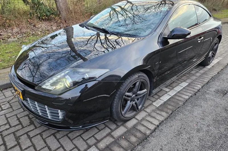 Renault Laguna (2014)