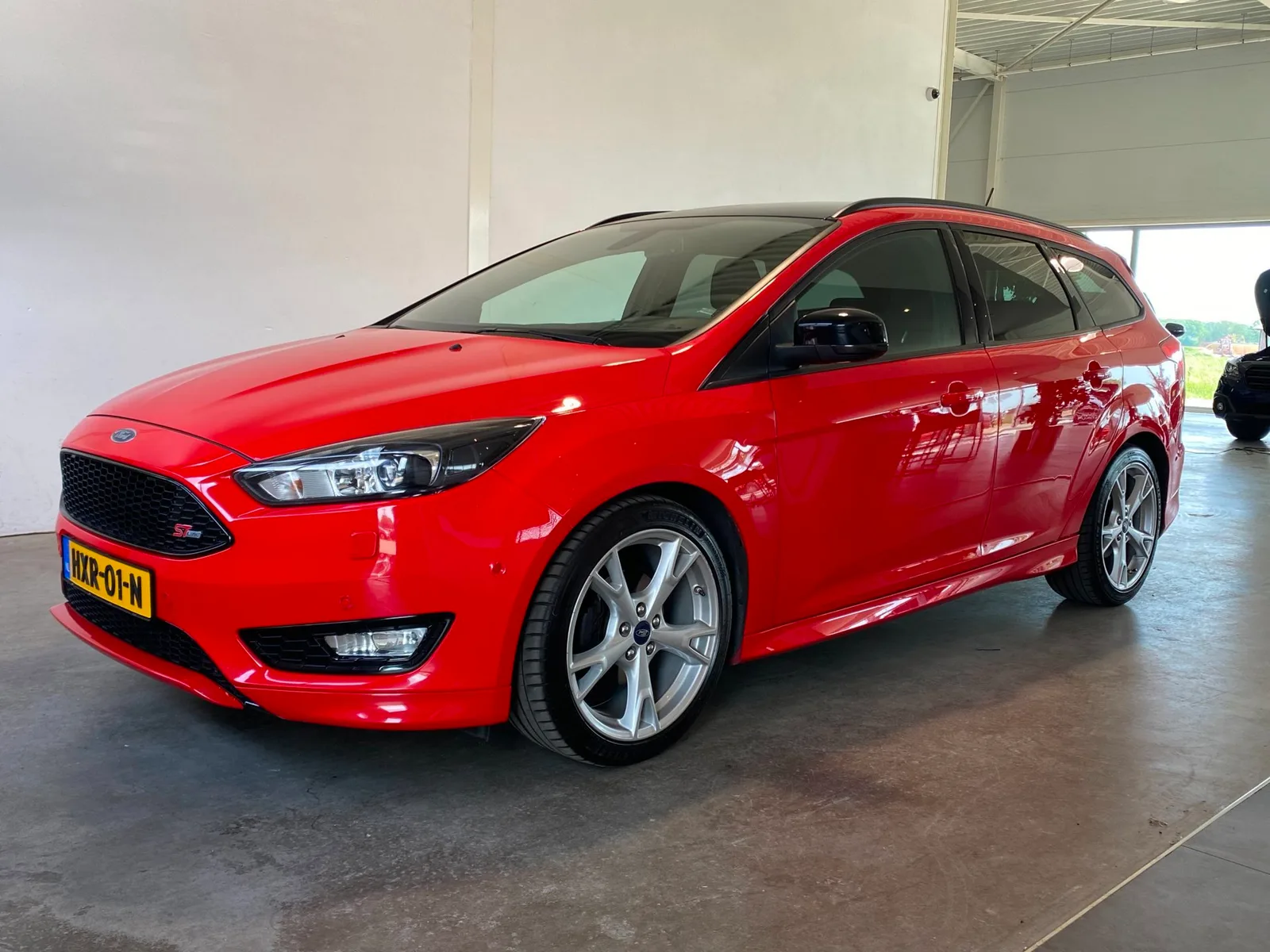 Ford Focus (2018) — foto 1
