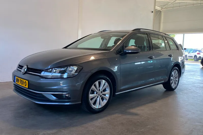 Volkswagen Golf (2017)