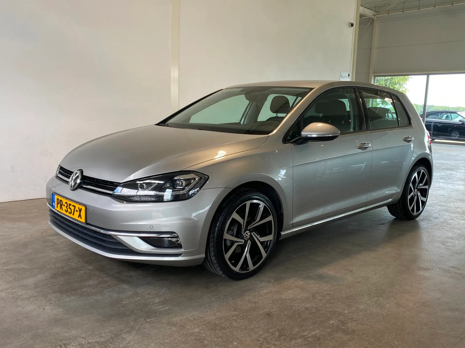 Volkswagen Golf (2017) — foto 1