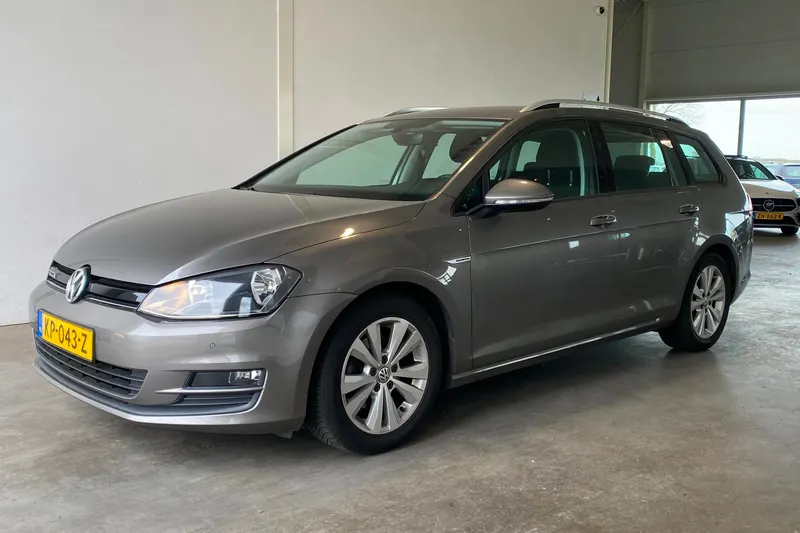 Volkswagen Golf (2016)