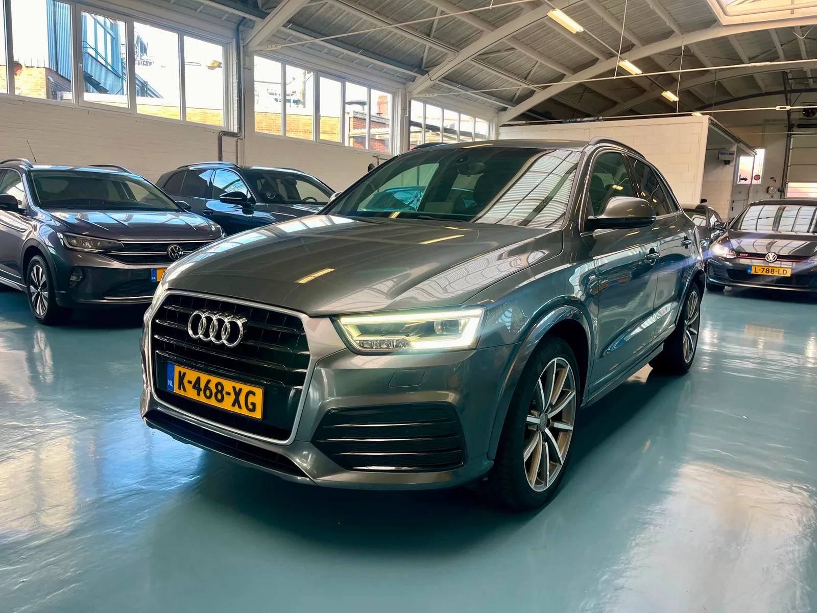 Audi Q3 (2015) — foto 1
