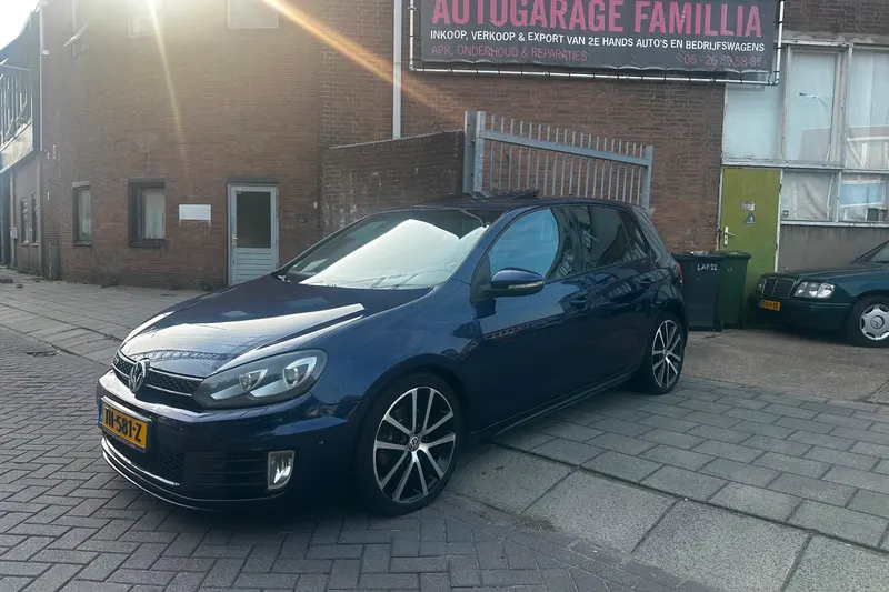 Volkswagen Golf (2010)