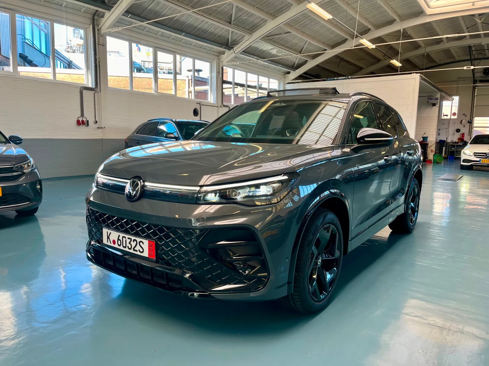 Volkswagen Tiguan (2024) — foto 1