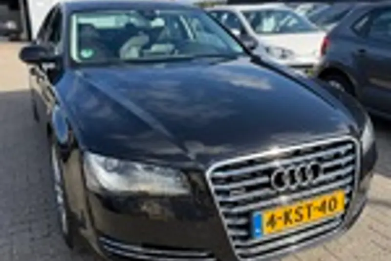 Audi A8 (2012)