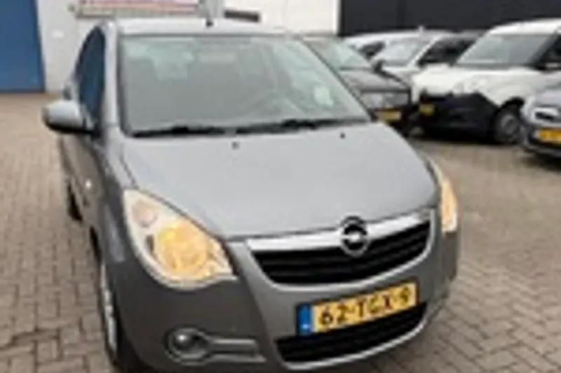 Opel Agila (2012)