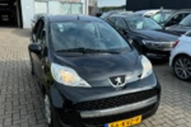 Peugeot 107 (2010)
