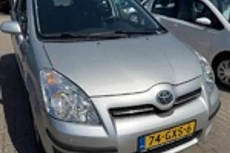 Toyota Verso (2008)