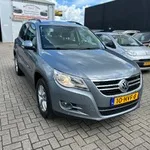 Volkswagen Tiguan (2009) — foto 1