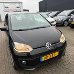 Volkswagen Up! (2012) — foto 1