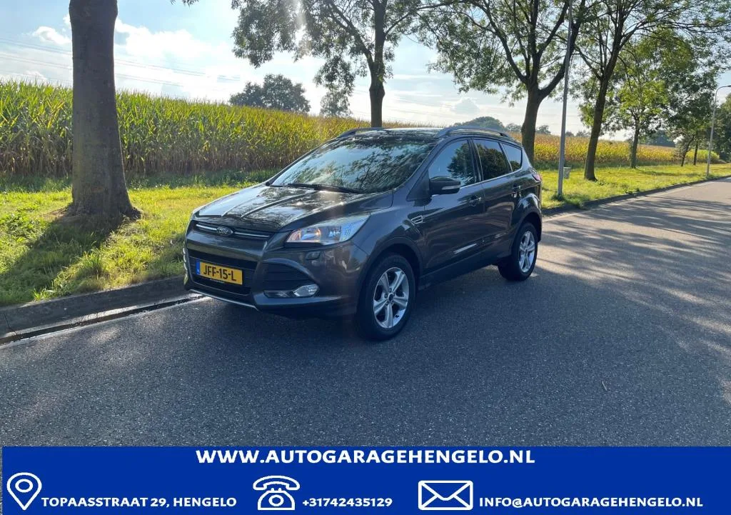 Ford Kuga (2016) — foto 1