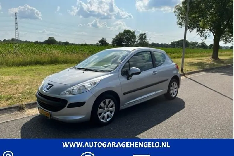 Peugeot 207 (2008)