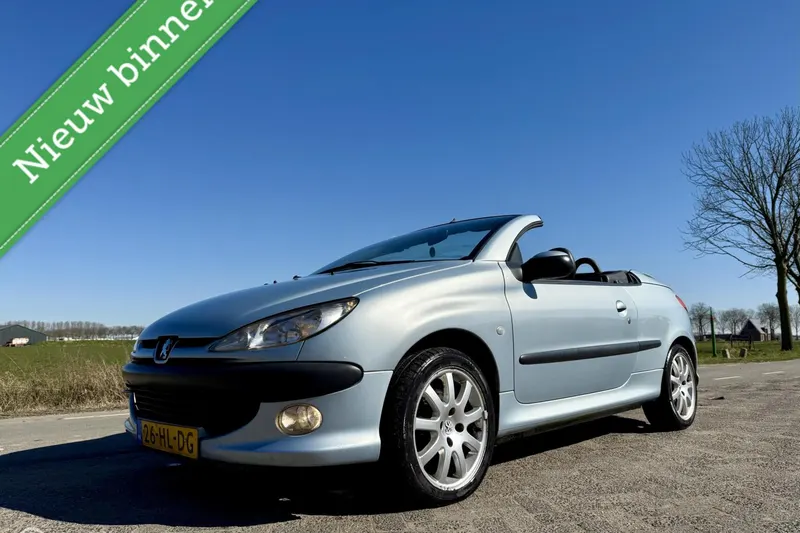 Peugeot 206 (2001)