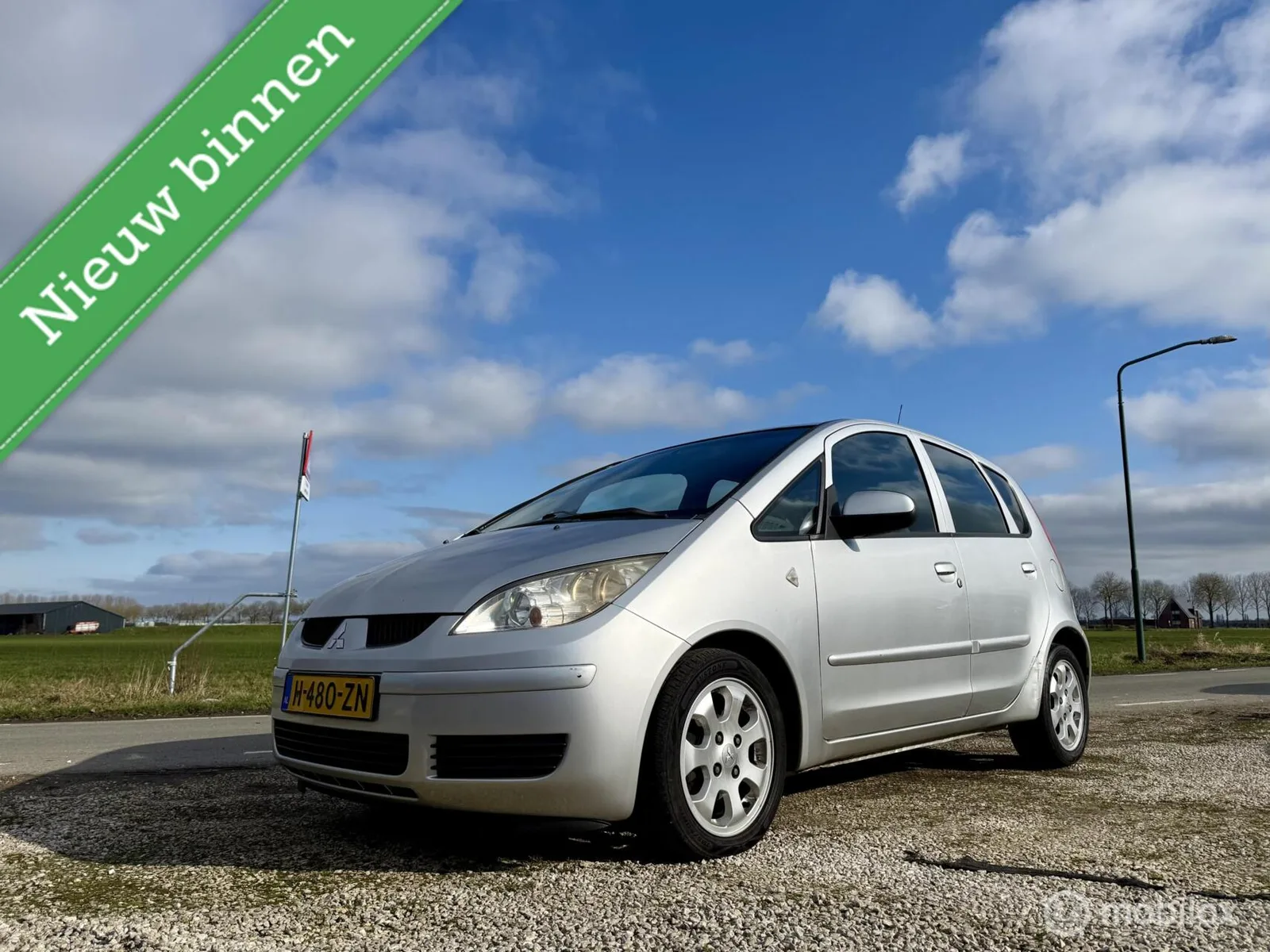 Mitsubishi Colt (2007) — foto 1