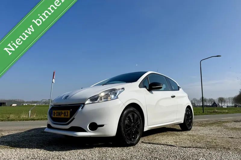 Peugeot 208 (2014)