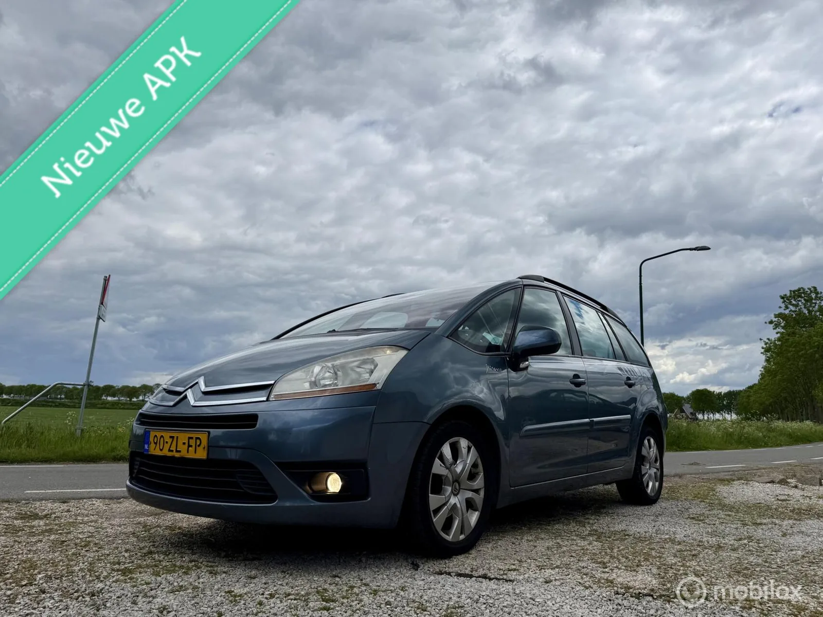 Citroën Grand C4 Picasso (2008) — foto 1