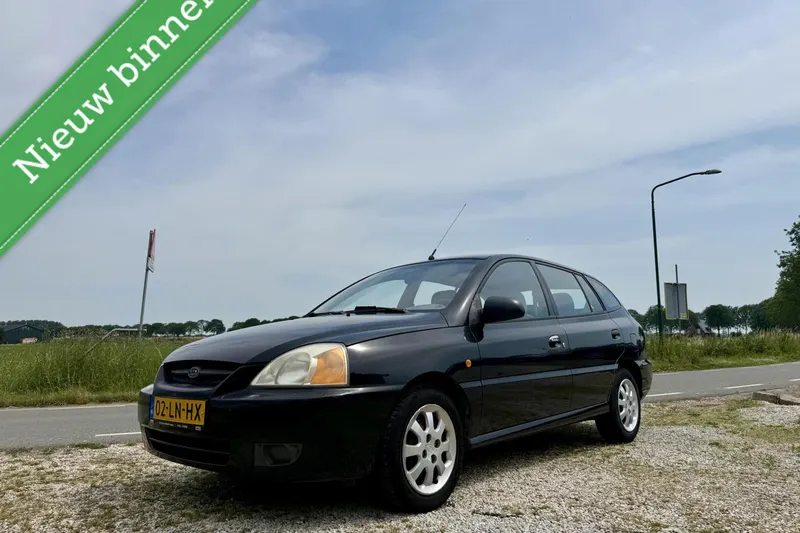 Kia Rio (2003)