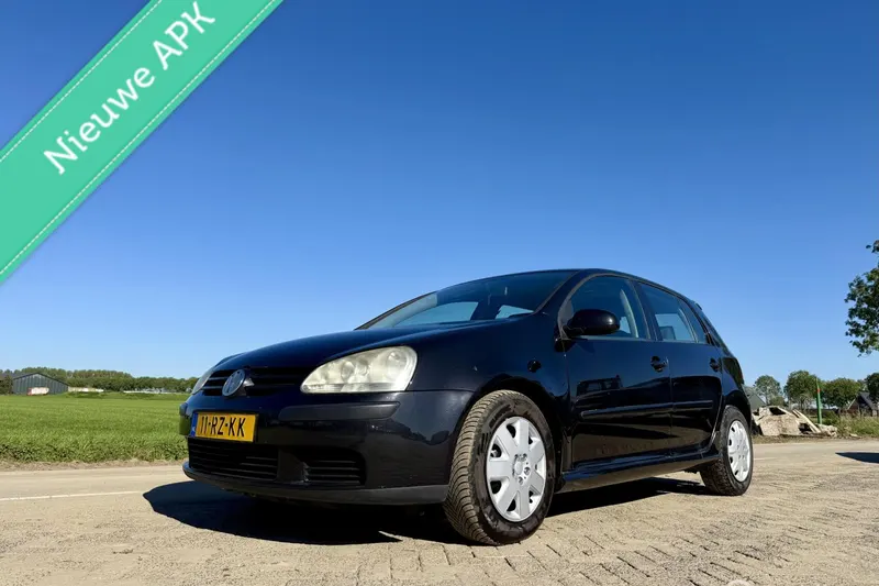 Volkswagen Golf (2005)
