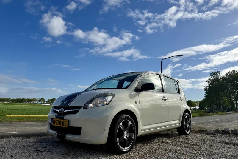 Subaru Justy (2010)
