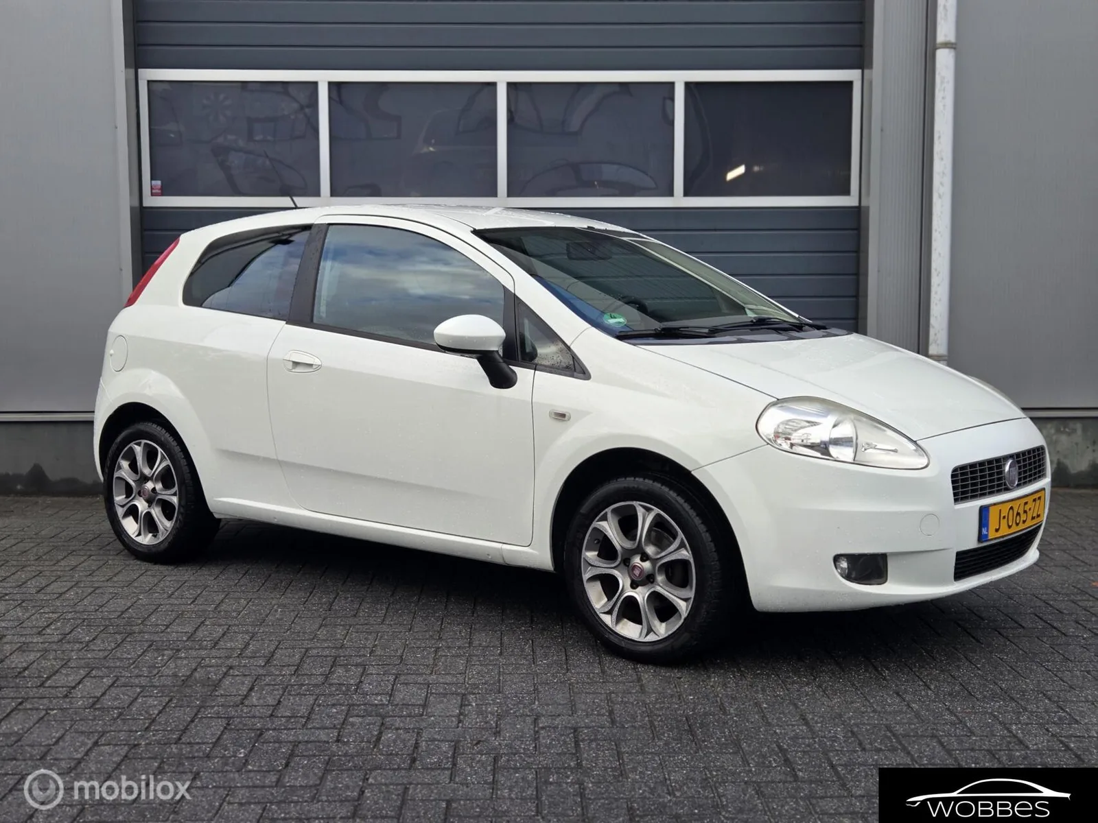 Fiat Grande Punto (2009) — foto 1