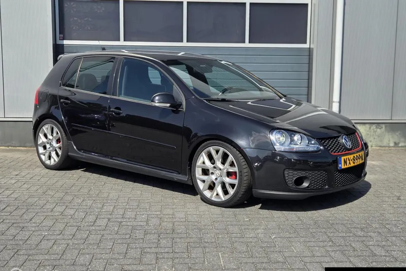 Volkswagen Golf (2007)