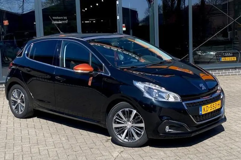 Peugeot 208 (2016)