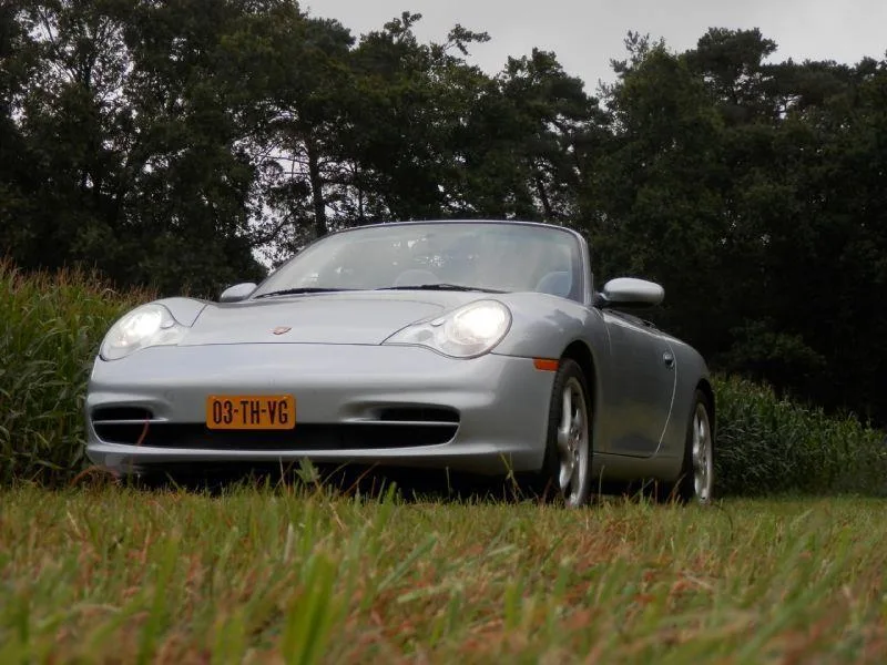 Porsche 911 (2002) — foto 1