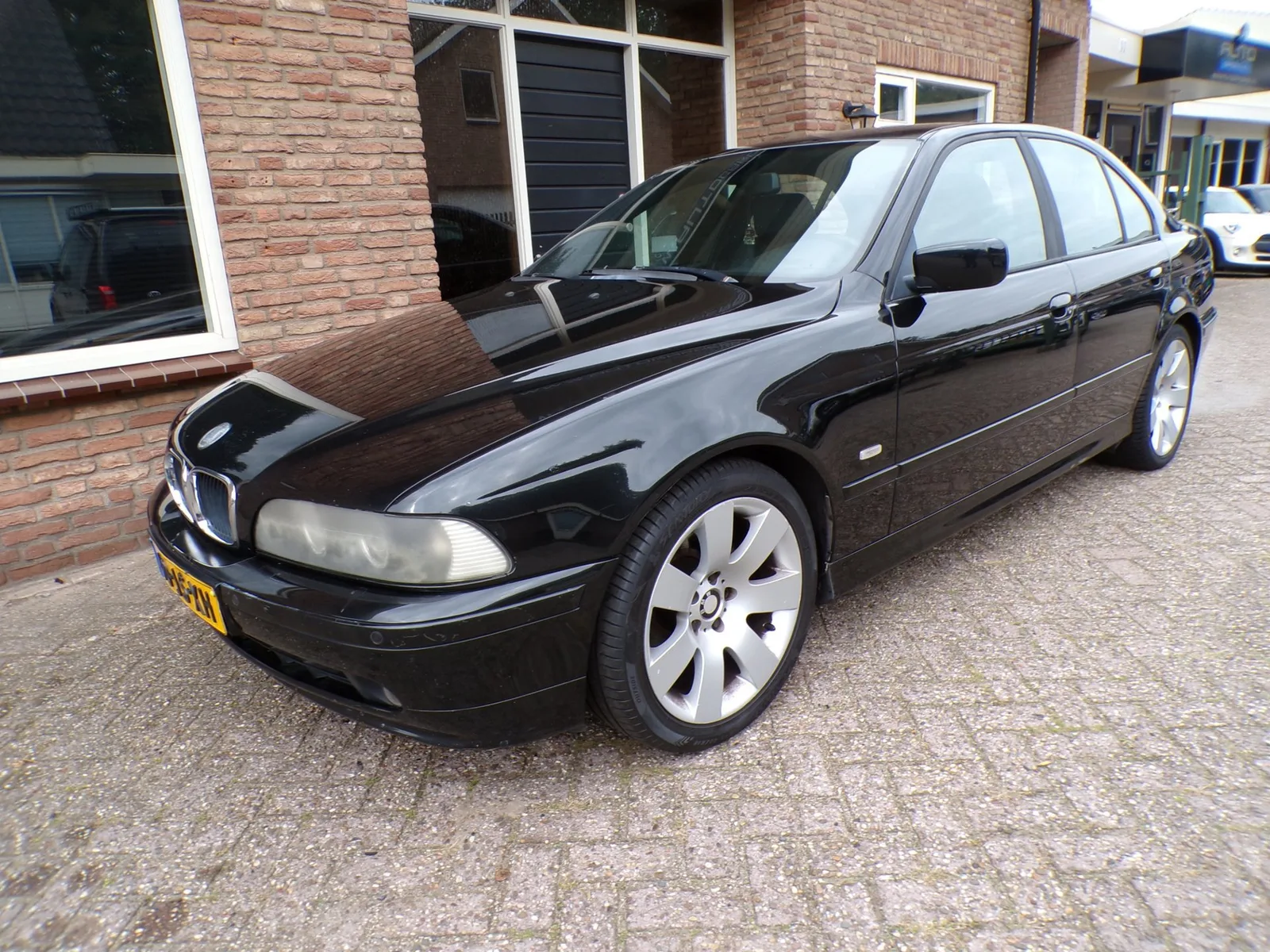 BMW 5-Serie (2002) — foto 1