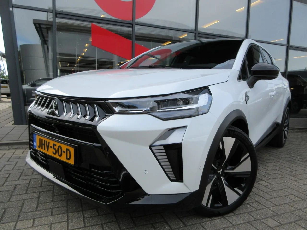 Mitsubishi Grandis (2025) — foto 1