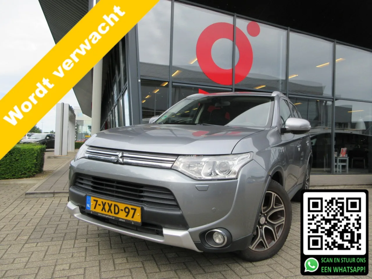 Mitsubishi Outlander (2014) — foto 1