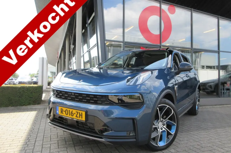 Lynk & Co 01 (2023)