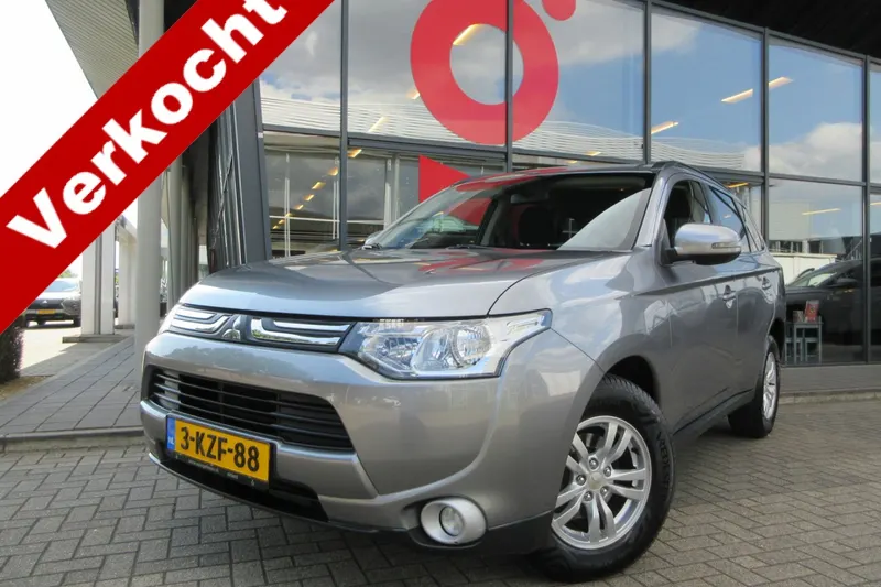 Mitsubishi Outlander (2013)