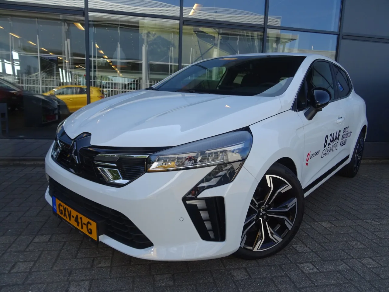 Mitsubishi Colt (2025) — foto 1