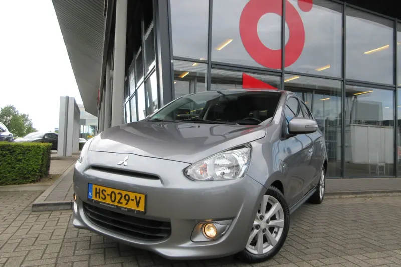 Mitsubishi Space Star (2016)