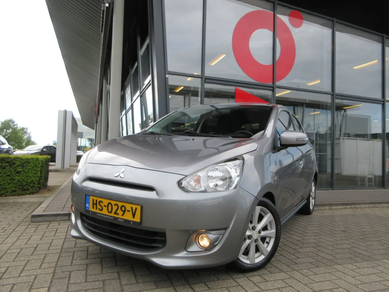Mitsubishi Space Star (2016) — foto 1