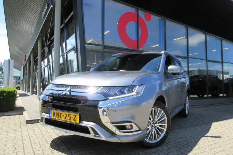 Mitsubishi Outlander (2019)