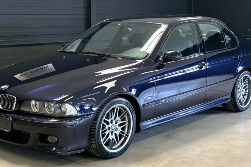 BMW M5 (2000)