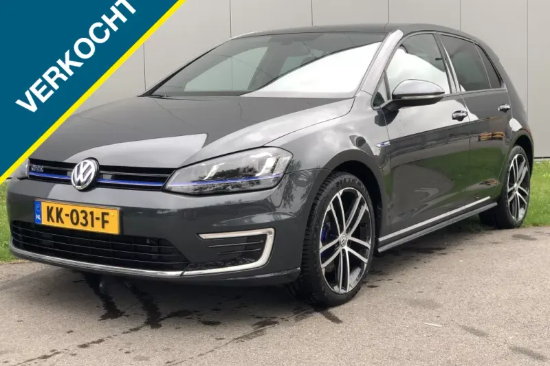 Volkswagen Golf (2016)