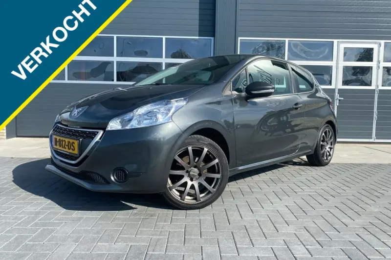 Peugeot 208 (2013)