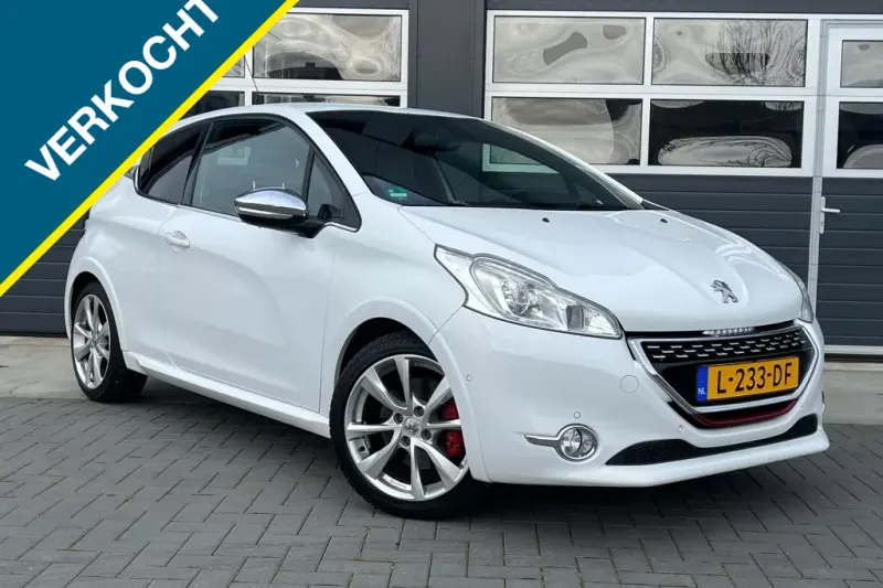 Peugeot 208 (2015)