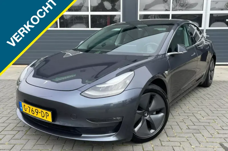 Tesla Model 3 (2019)
