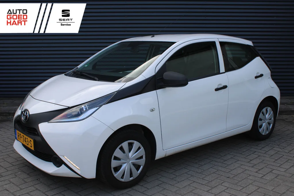 Toyota Aygo (2018) — foto 1