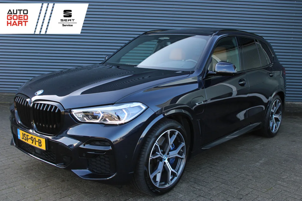 BMW X5 (2022) — foto 1