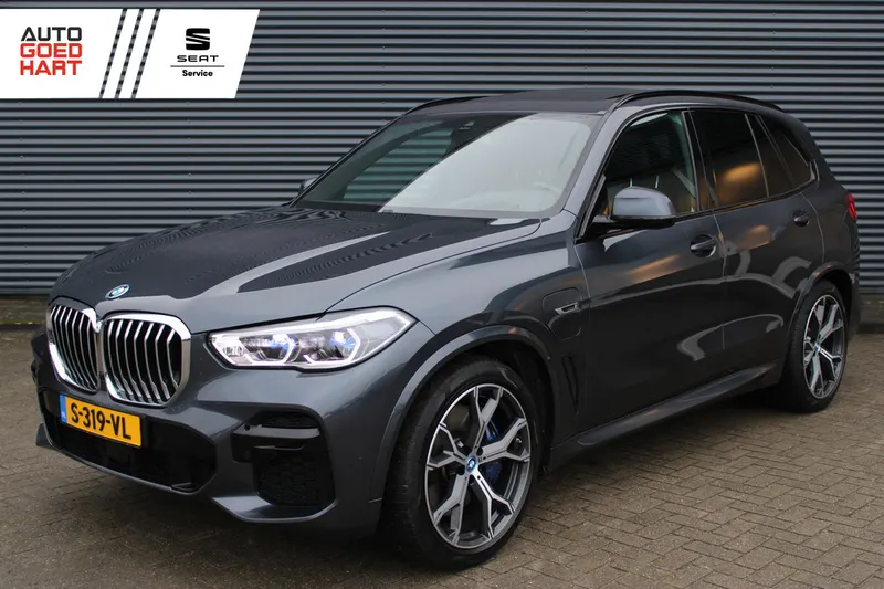 BMW X5 (2022)