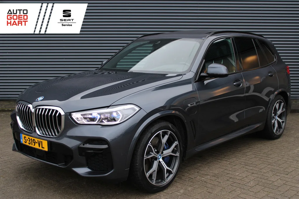 BMW X5 (2022) — foto 1
