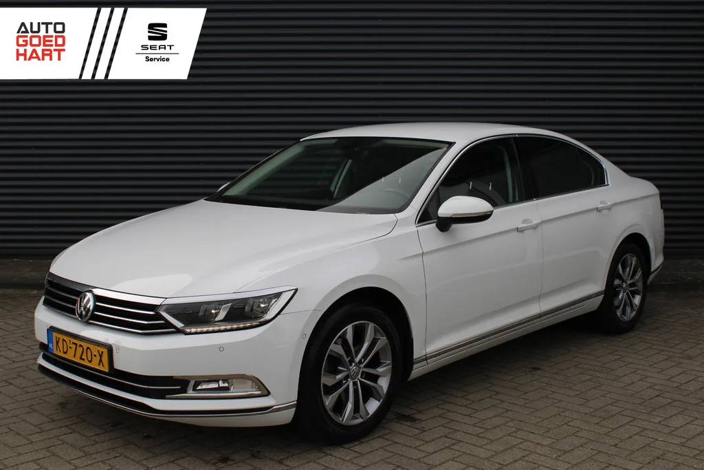 Volkswagen Passat (2016) — foto 1