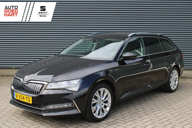 Škoda Superb (2022)