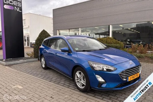 Ford Focus (2020) — foto 1