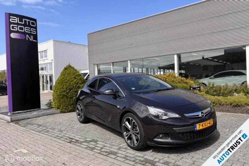 Opel Astra (2013)