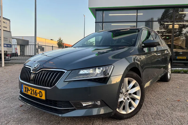 Škoda Superb (2019)